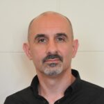 Foto di un cliente soddisfatto per il servizio di consulenza e progettazione impianti
